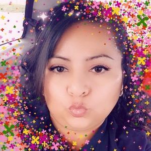 Meet your Posher, Luna